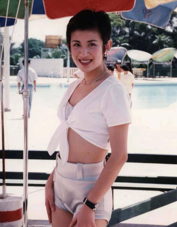 机构配资开户 《花少8》大姐位置花落吴君如？喜剧女王加盟传闻引爆全网热议